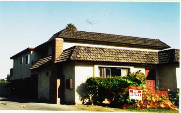 17462 Dairyview Cir in Huntington Beach, CA - Building Photo - Building Photo