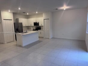 4703 NW 118th Ave in Coral Springs, FL - Building Photo - Building Photo