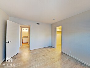 6955 Greenback Ln in Citrus Heights, CA - Foto de edificio - Building Photo