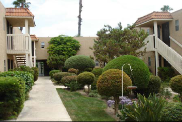 Villa Santa Fe in Vista, CA - Building Photo - Building Photo