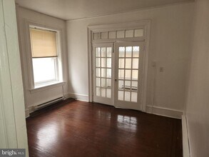 5029 Penn St in Philadelphia, PA - Building Photo - Building Photo