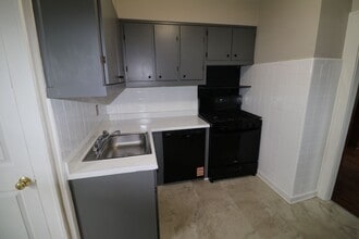 4287 Rocky River Dr in Cleveland, OH - Building Photo - Building Photo