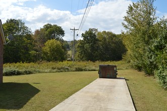 2301 Lakeland Dr in Cookeville, TN - Building Photo - Building Photo