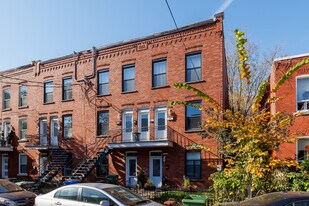 3805 Evelyn Rue in Verdun, QC - Building Photo