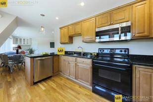 12 Fayette St in Boston, MA - Building Photo