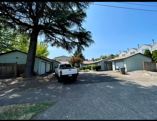 532 S Dakota St in Portland, OR - Building Photo - Building Photo