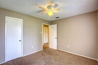 1104 Tobie Layne St photo'