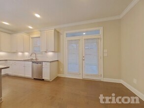 1990 Woodmont Dr in Douglasville, GA - Foto de edificio - Building Photo