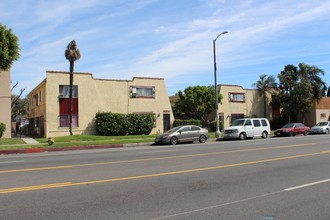 8808 Van Nuys Blvd in Panorama City, CA - Building Photo - Building Photo