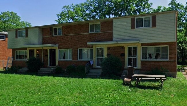 property at 4944 Fairway Ct