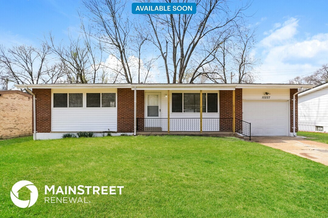 10227 Nashua Dr in St. Louis, MO - Building Photo