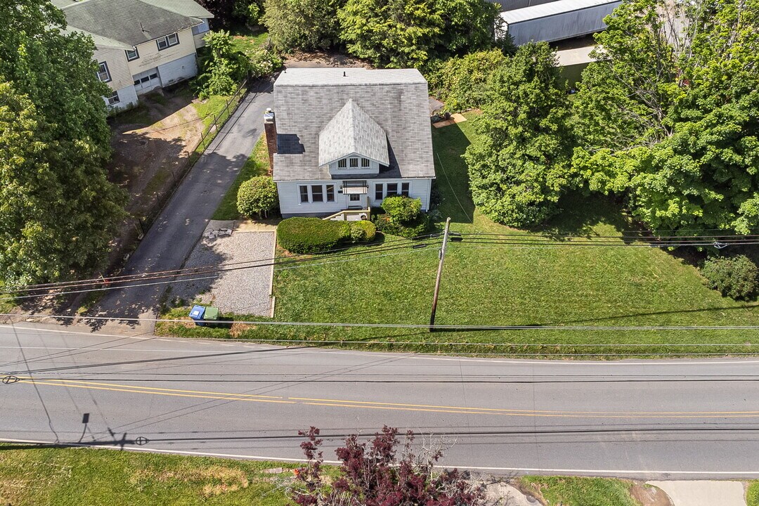58 Deaverview Rd in Asheville, NC - Building Photo