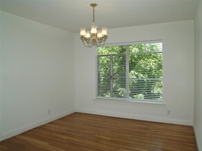 3206 Tom Green St in Austin, TX - Foto de edificio - Building Photo