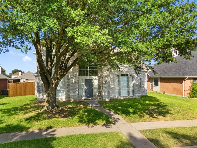 2802 Briarbrook Ln in Garland, TX - Building Photo - Building Photo