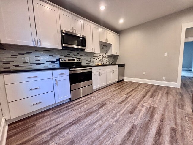 716-718-718 NW 21st Ave in Portland, OR - Building Photo - Building Photo