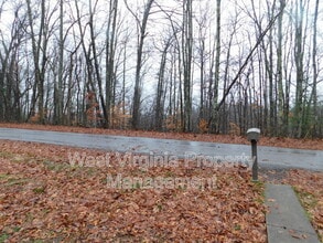 213 Appalachian Heights Rd in Bradley, WV - Building Photo - Building Photo