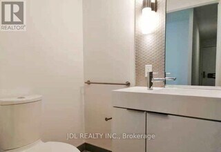 33 Helendale Ave in Toronto, ON - Building Photo - Building Photo