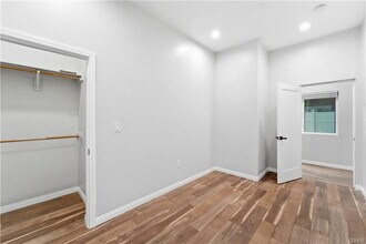 5702 Donna Ave in Los Angeles, CA - Building Photo - Building Photo