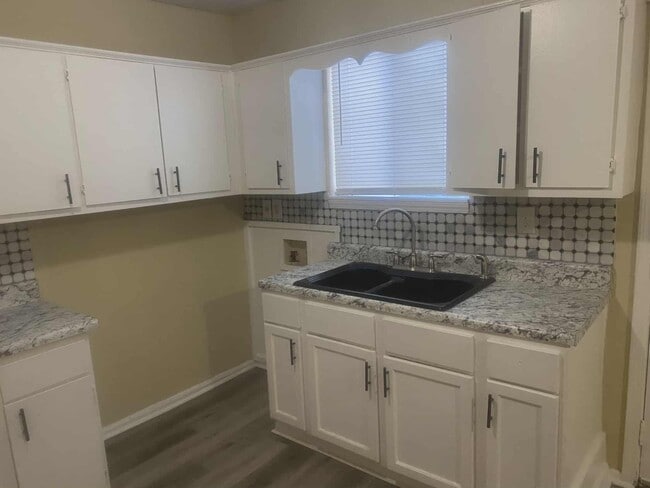 95 W Mallory Ave in Memphis, TN - Building Photo - Building Photo