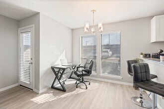 1608 Pecan Chase Cir in Arlington, TX - Building Photo - Building Photo