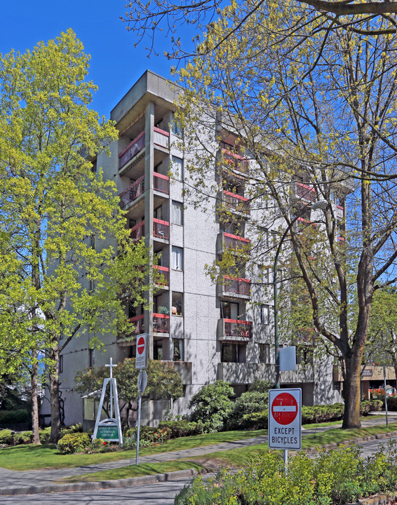 Lutheran Manor in Vancouver, BC - Building Photo