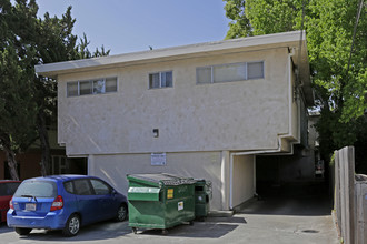 2707 O St in Sacramento, CA - Building Photo - Building Photo