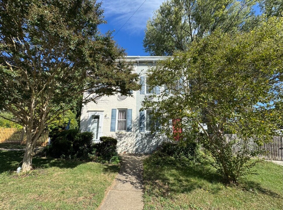 9108 Baltimore St in Savage, MD - Building Photo