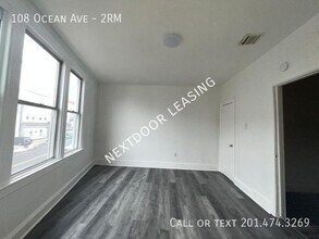 108 Ocean Ave in Jersey City, NJ - Building Photo - Building Photo