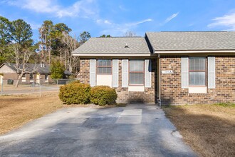 105 Canvasback Dr in Summerville, SC - Building Photo - Building Photo