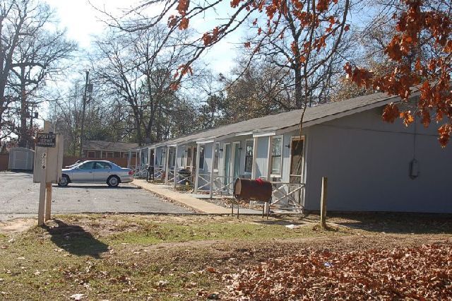 Harris Haven Apartment Homes in Warner Robins, GA - Building Photo - Building Photo