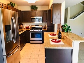 1109 Beechdale Dr, Unit B in Palmdale, CA - Building Photo - Building Photo