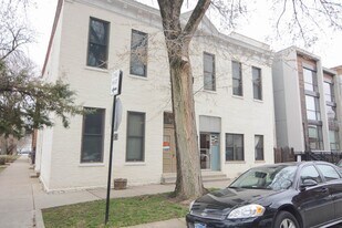 2129 N Mozart St, Unit M01H in Chicago, IL - Building Photo