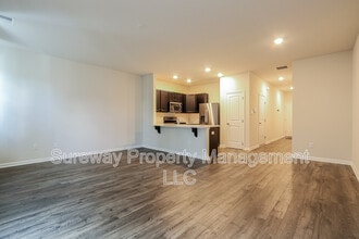 66 Arlotta St in Glassboro, NJ - Building Photo - Building Photo