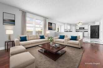 1098 Goldeneye Dr in Blacklick, OH - Building Photo - Building Photo