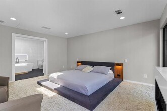 16831 Thomas Chapel Dr in Dallas, TX - Building Photo - Building Photo