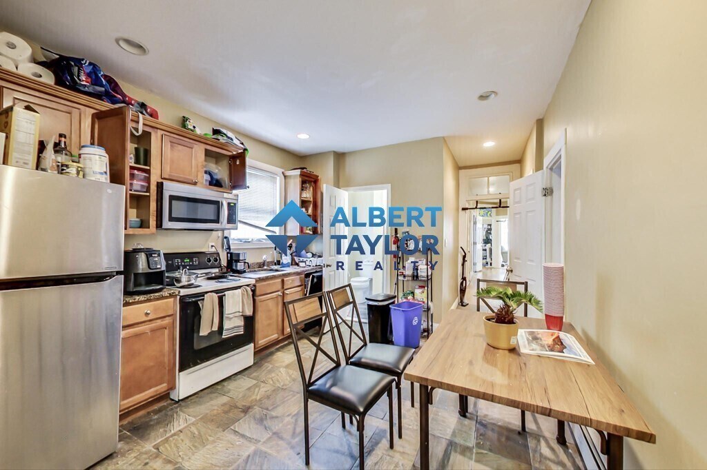 47 Hillside St, Unit 2 in Boston, MA - Building Photo