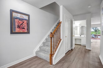 Carlton Arms Of Winter Haven in Winter Haven, FL - Building Photo - Building Photo