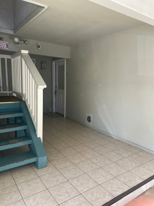 33742 Alcazar Dr, Unit Studio-Unit C in Dana Point, CA - Foto de edificio - Building Photo