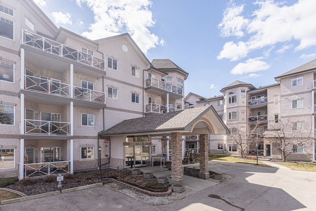 Californian Casa in Edmonton, AB - Building Photo