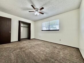 Avendale Pointe Apartments in Lawton, OK - Building Photo - Building Photo