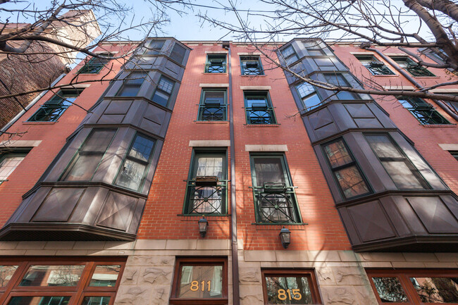 property at 811 W Superior St