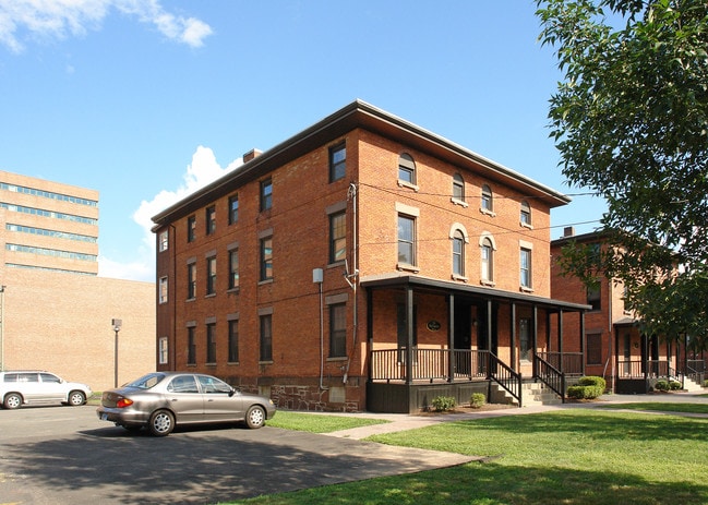 38 Imlay St in Hartford, CT - Building Photo - Building Photo