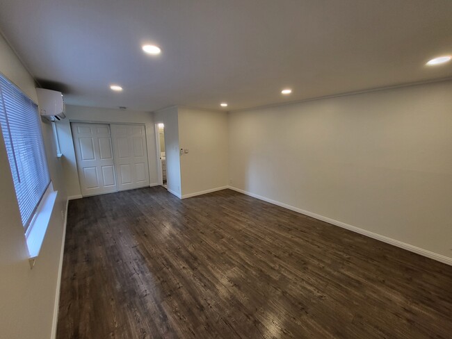 1662 S Grant St, Unit B in San Mateo, CA - Building Photo - Building Photo