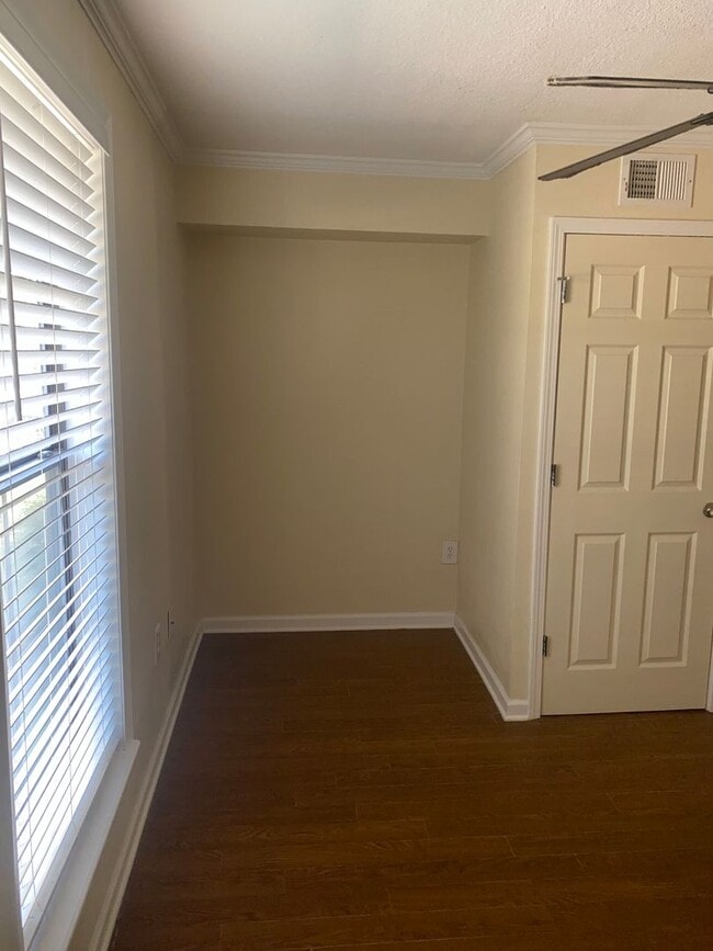 property at 10286 W Winston Ave