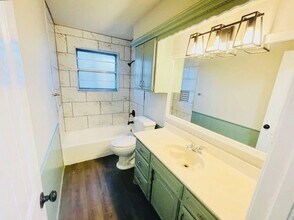 4320 Suntane Cir in Del City, OK - Building Photo - Building Photo