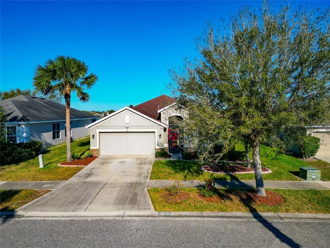 718 Tanana Fall Dr in Ruskin, FL - Building Photo - Building Photo