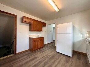 3020 Leahy St in Muskegon Heights, MI - Foto de edificio - Building Photo