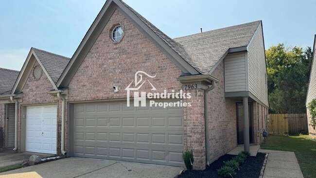 7963 Marsha Woods Dr in Memphis, TN - Building Photo - Building Photo