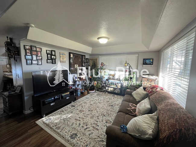 5107 Lindee Ln in Ammon, ID - Building Photo - Building Photo