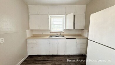 3016 Duke St in Lubbock, TX - Building Photo - Building Photo